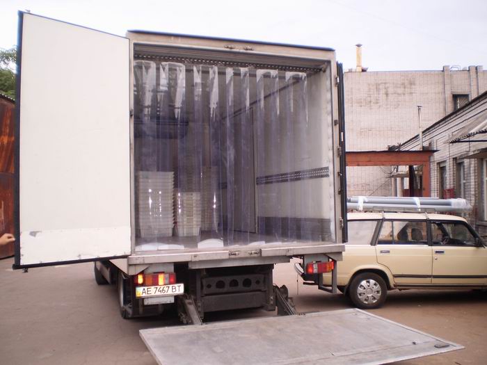 Ленточные ПВХ завесы в грузовую машину Газель в будку,низкие цены, срок изготовления 1 день